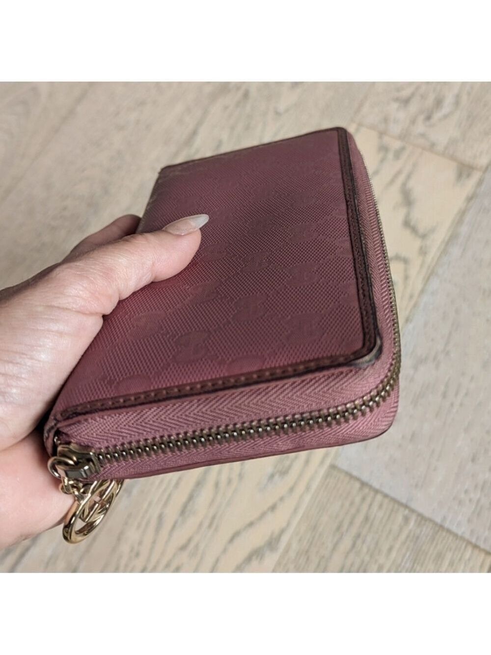 Gucci Pink Guccissima Leather GG lcon Zip Around Wallet - Picture 4 of 13